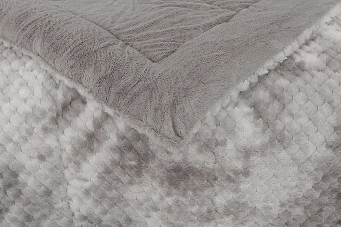 1 PC Double Fluffy Velvet Quilt NCS 169 - Nishat Creative Store