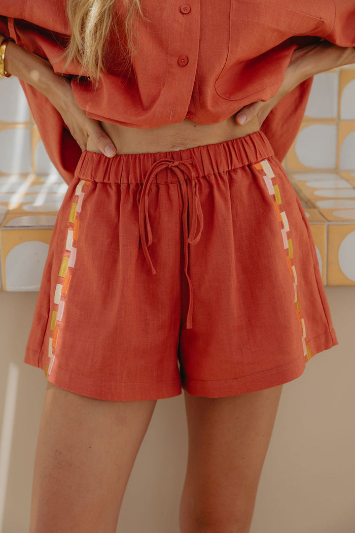 Alba Linen Shorts - Papaya - The Self Styler