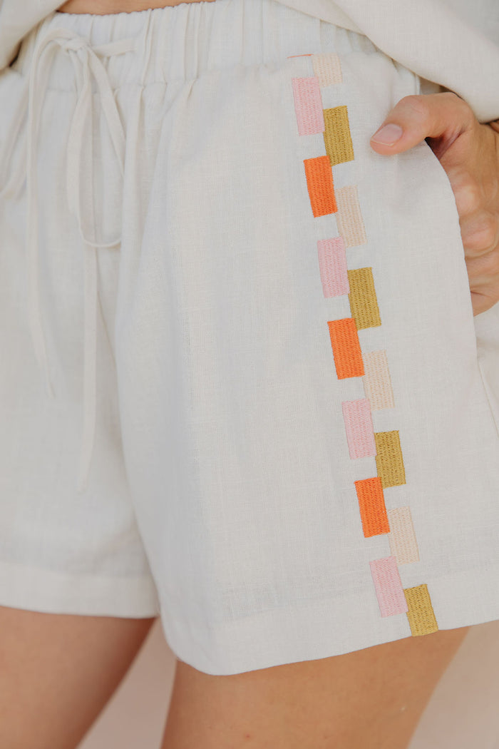 Alba Linen Shorts - Sand - The Self Styler