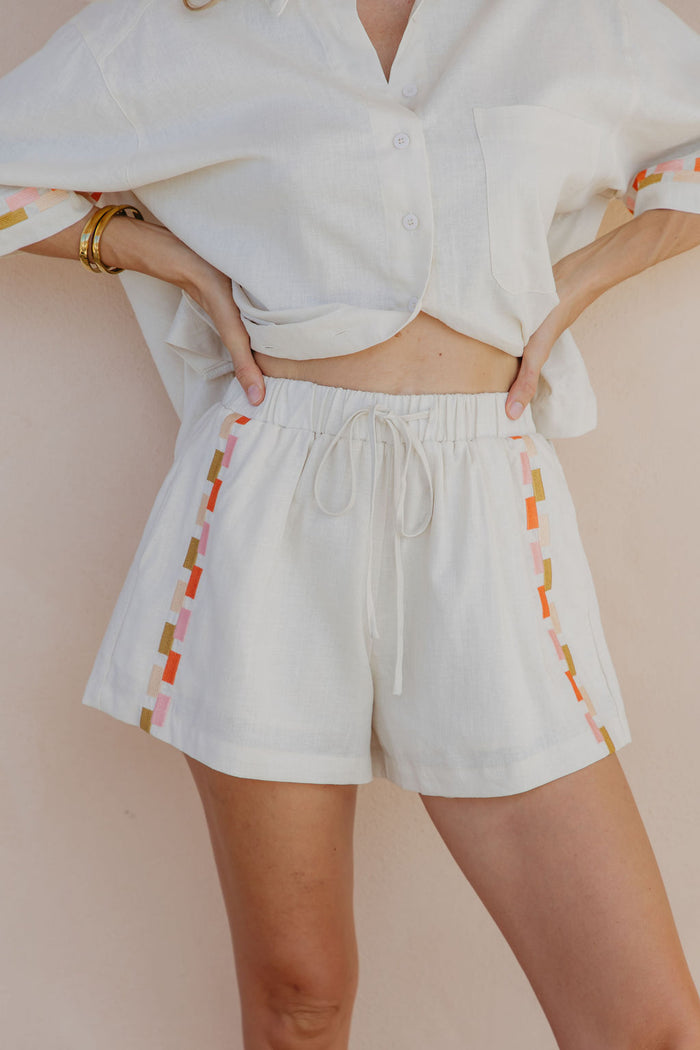 Alba Linen Shorts - Sand - The Self Styler