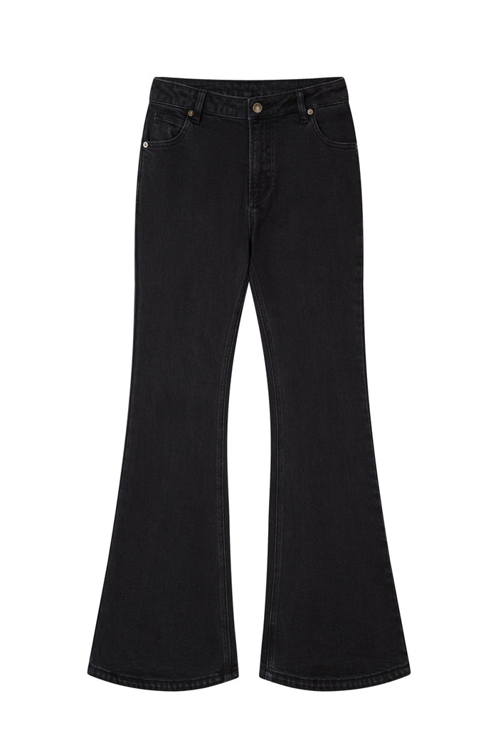 Petite Studio's Asher Mid-Rise Flared Jeans in Black
