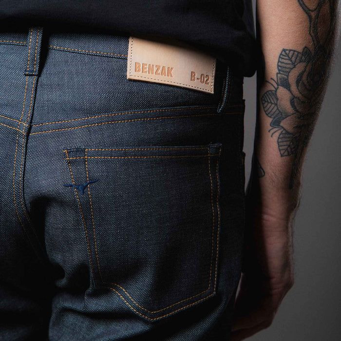B-02 REGULAR STRAIGHT 14 oz. green cast selvedge