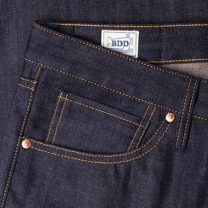 B-07 RELAXED STRAIGHT 13 oz. brown cotton selvedge