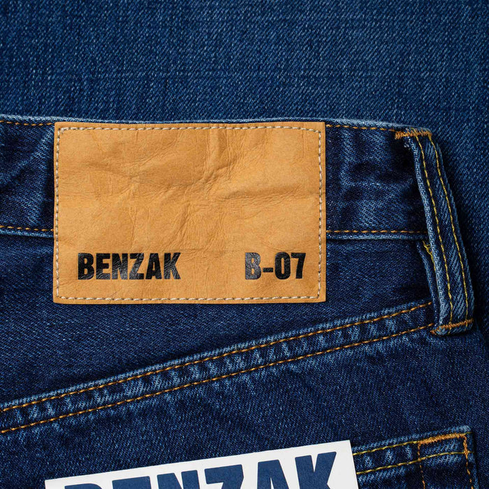 B-07 RELAXED STRAIGHT 13.5 oz. stonewashed selvedge