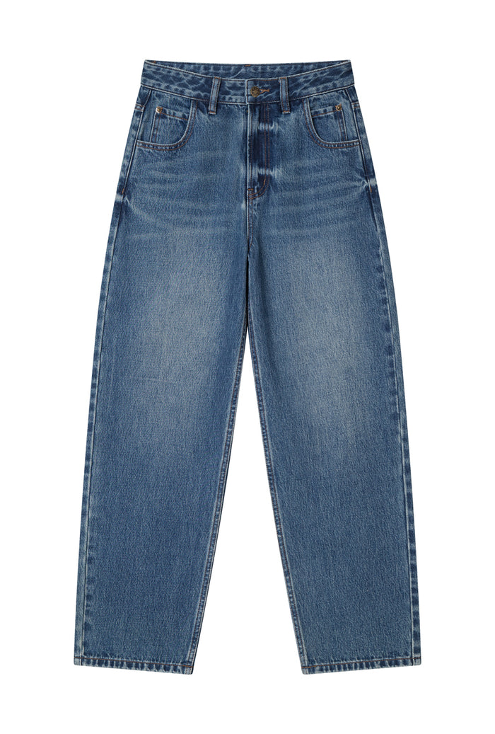 Petite Studio's Bentley Straight Cropped Jeans in Medium Blue