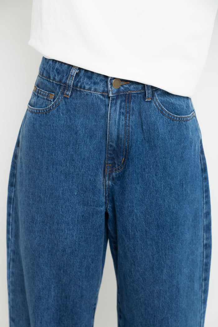 Bodhi Barrel Denim Jeans - Mid Blue Wash - The Self Styler Exclusive - The Self Styler