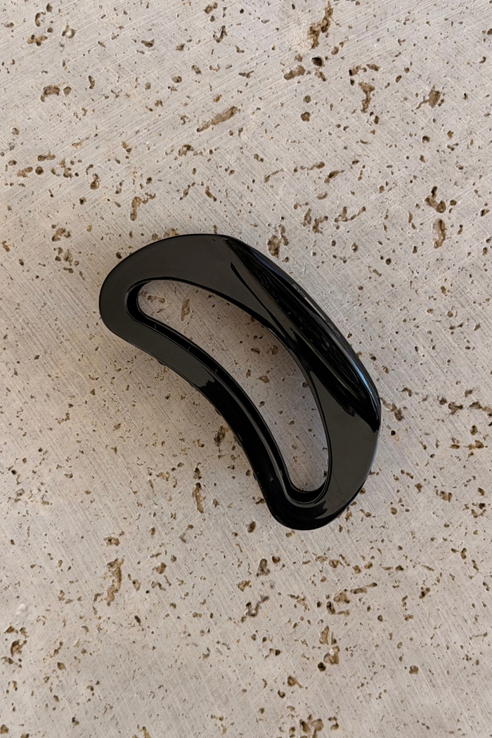Bonnie Acetate Hair Claw Clip - Black - The Self Styler