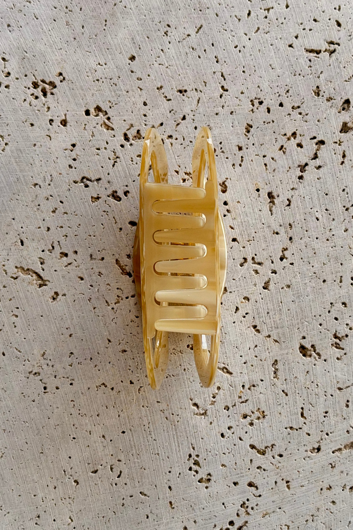 Bonnie Acetate Hair Claw Clip - Caramel - The Self Styler