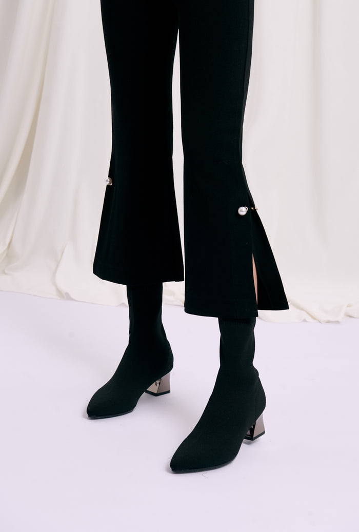 Petite Studio's Office-Appropriate Buvette Pearl Pants in Black