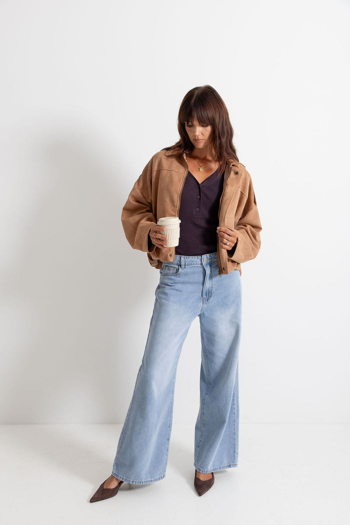 Cara V-Neck Ribbed Knit Top - Chocolate