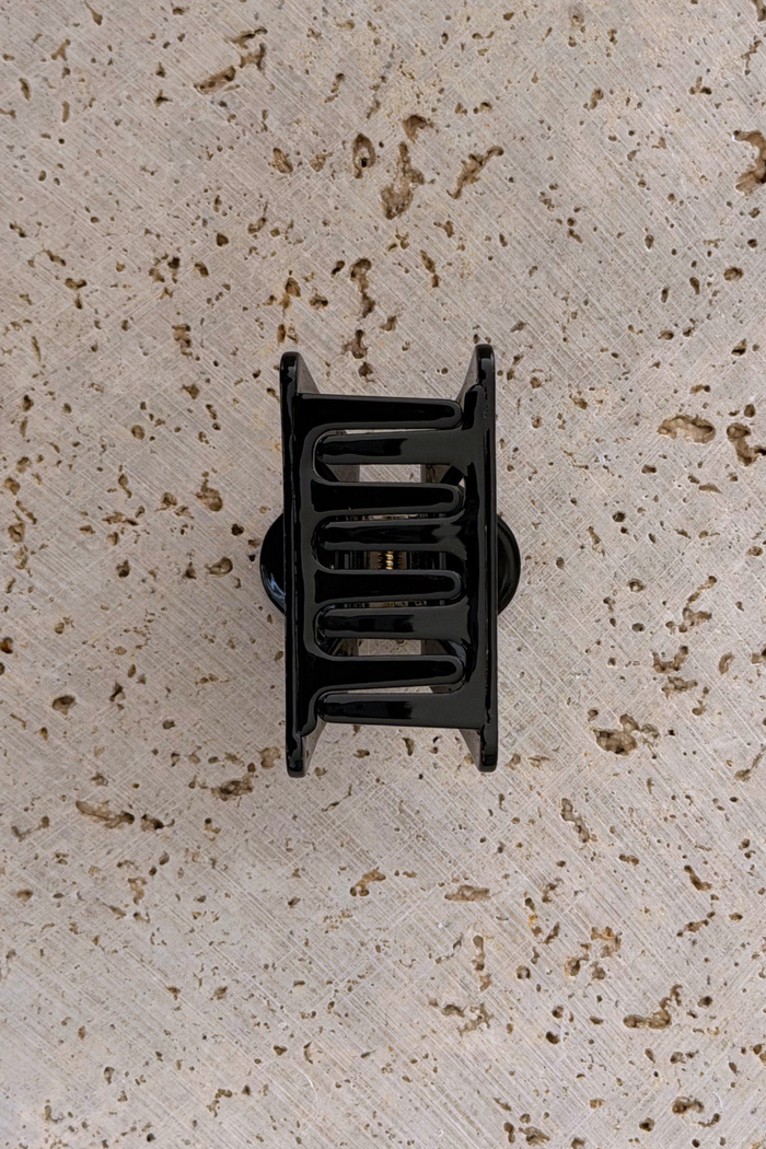 Charlie Acetate Hair Claw Clip - Black