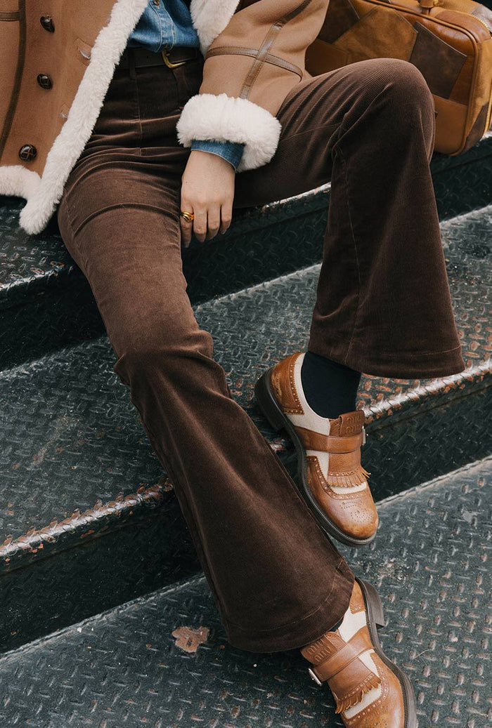 Petite Studio's Cody Curdoroy Flared Pants in Brown