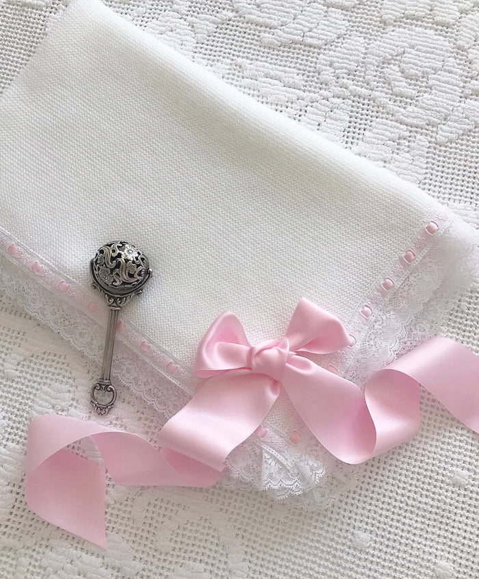 Crib Set Lace- Liner, pillow and blanket