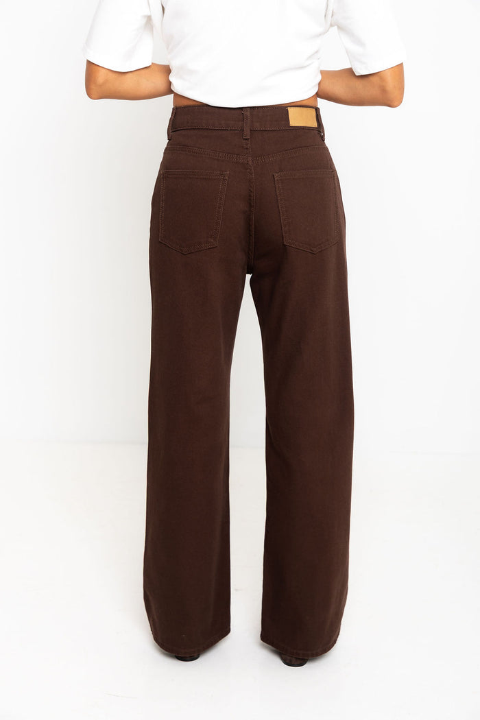 Dakota Straight-Leg Denim Jeans - Choc - The Self Styler Exclusive - The Self Styler