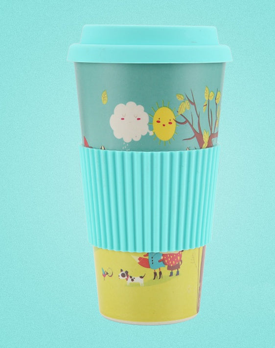 Disposable cups in rose color