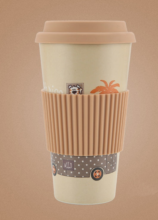 Disposable cups in yellow color
