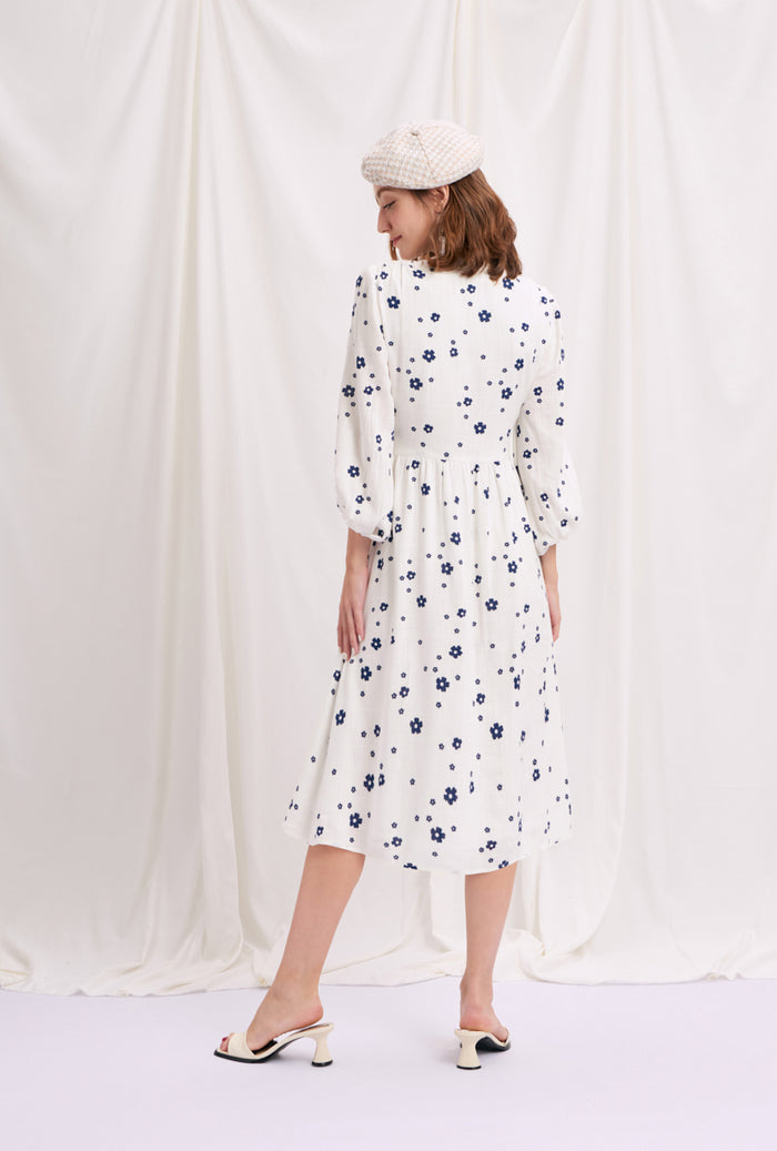 Petite Studio's Summer Emilee Dress in Flowy Ivory