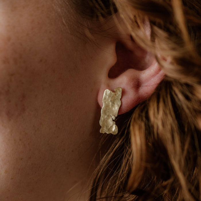 Ethereal Studs