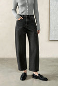 Petite Studio's Evie Mid-Rise Barrel Jeans in Black