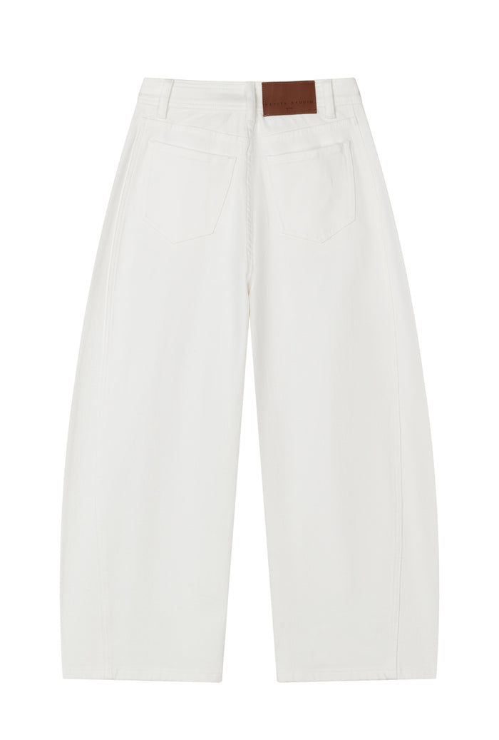 Petite Studio's Evie Mid-Rise Barrel Jeans in White