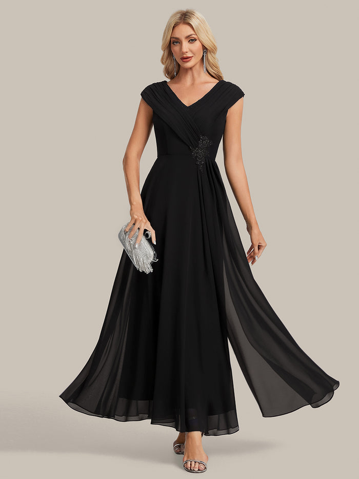 Black / 4