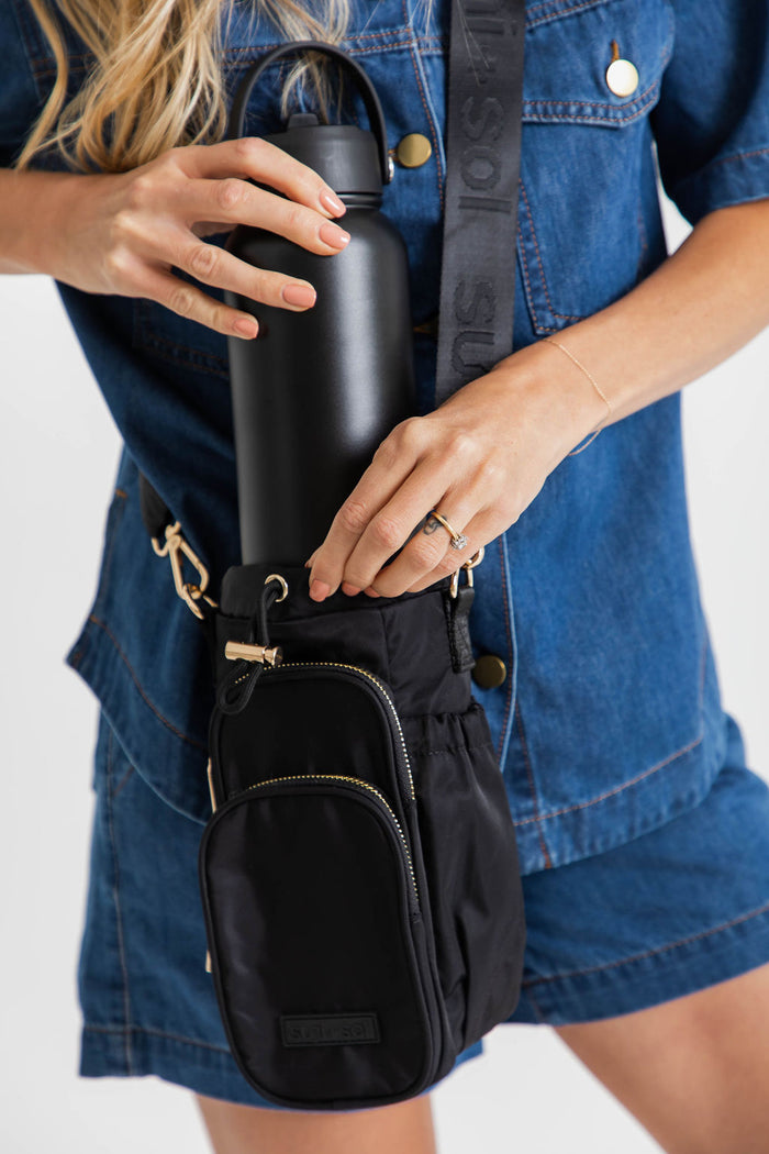 Flynn 1L Water Bottle - Black- Suni and Sol - The Self Styler