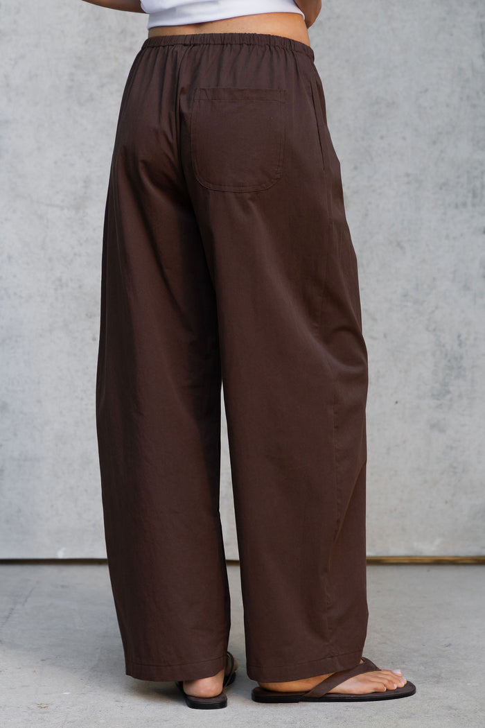 Georgie Barrel Leg Pants - Chocolate