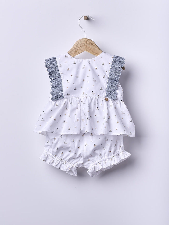 Girl Set Sailboat