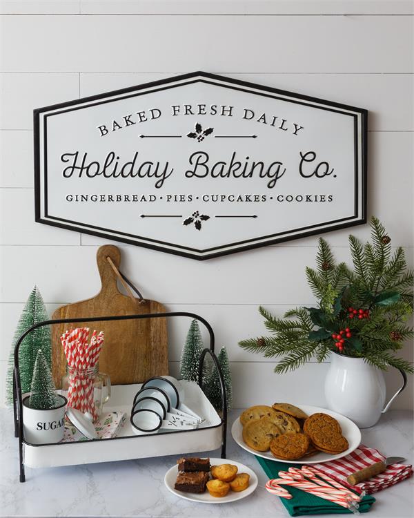 Holly Berry Inn & Bakery- Sign