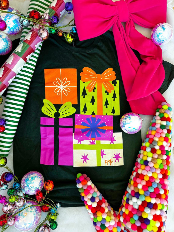 {I LIKE BIG GIFTS AND I CANNOT LIE} Green Crew Neck Tee