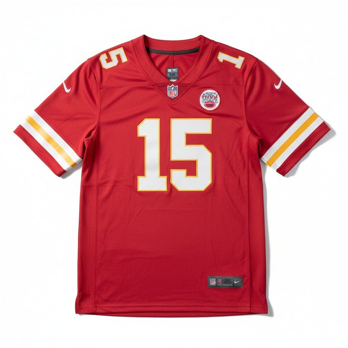 Men's Nike Kansas City Chiefs Mahomes #15 OnField jersey in 2XL, featuring team logo and player number, made of breathable football fabric.