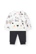Outfit White Dark