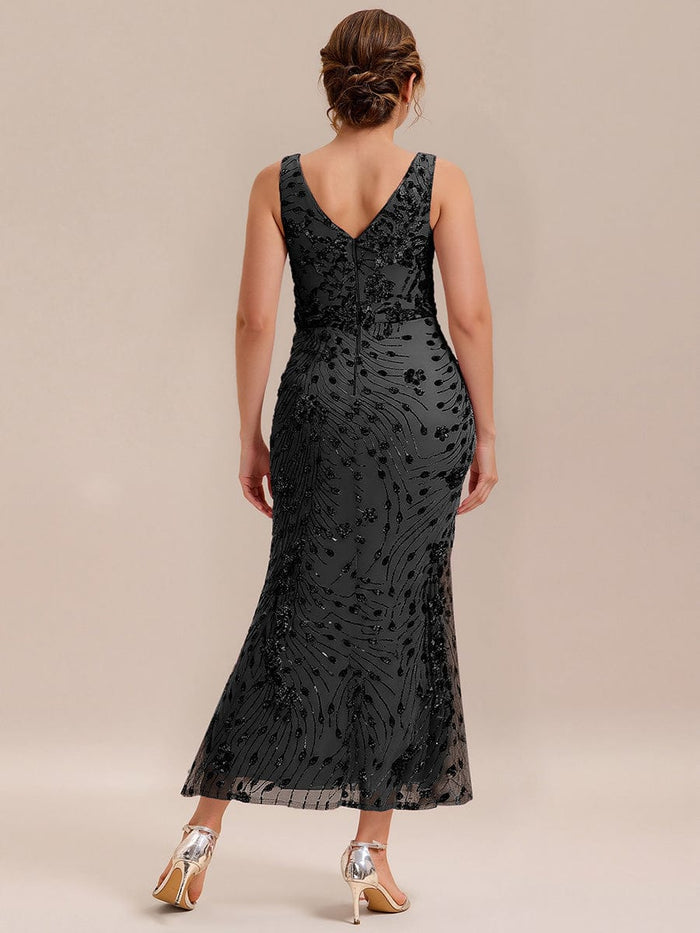 Plus Size Bodycon Sequin Slit Wedding Guest Dress #color_Black
