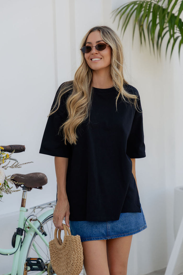 Quinn Cotton Side Split Tee - Black
