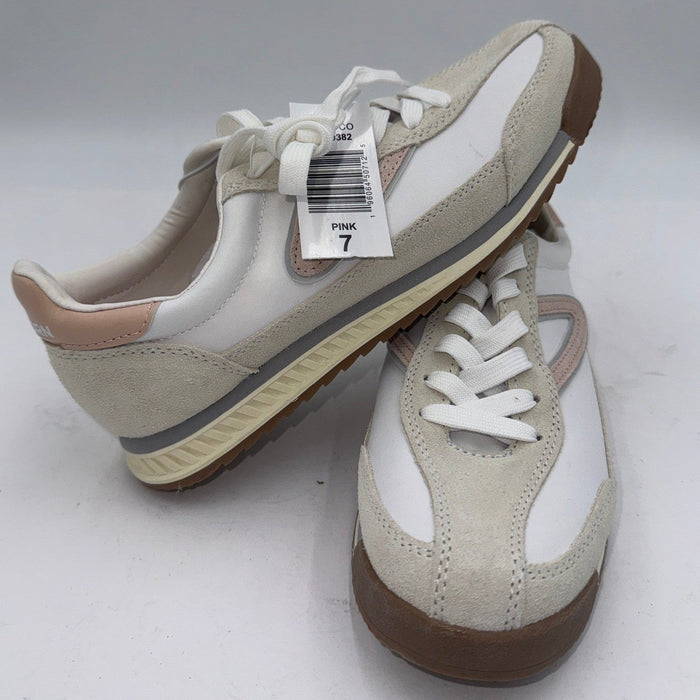 Women's pink Tretorn sneakers, size 7, featuring a stylish design and comfortable fit.
